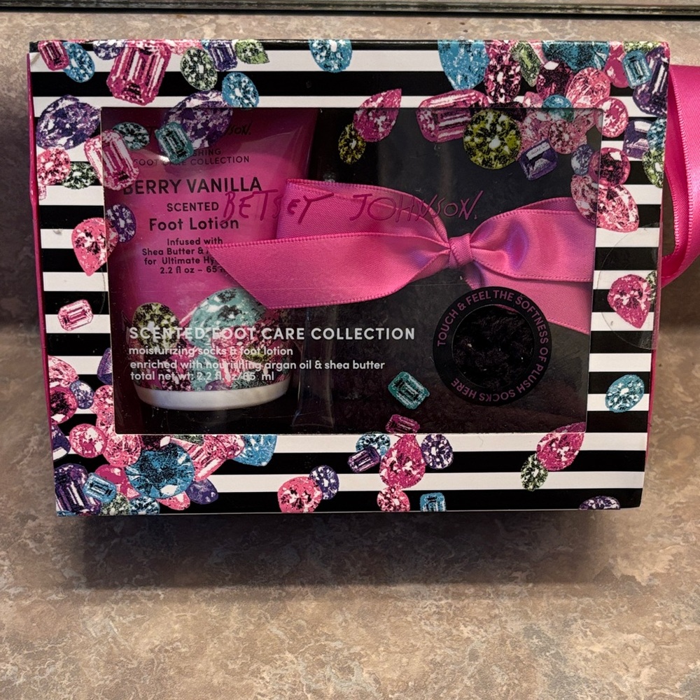 NIB Betsey Johnson Scented Foot Care Collection